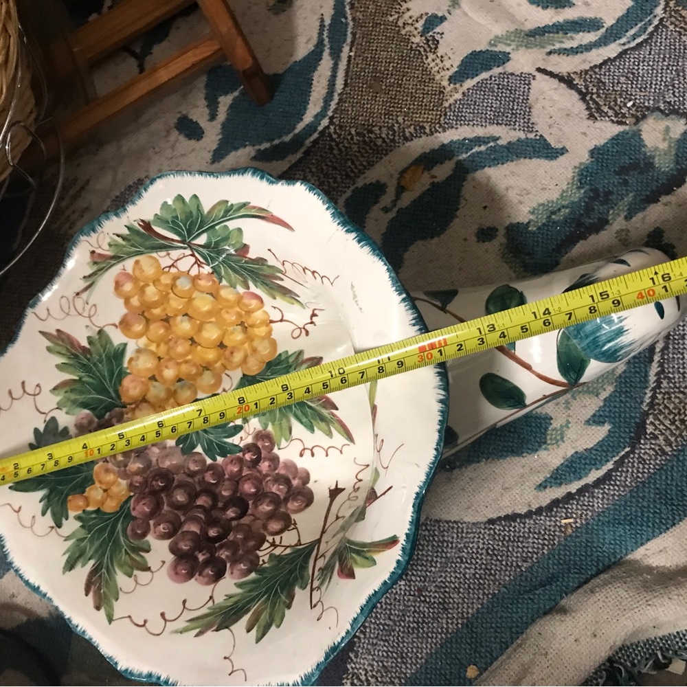 Hand painted dish - Picture 13 of 15